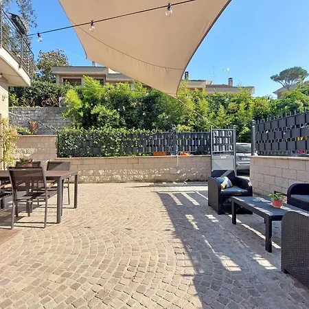 Color House, Roof Garden & Parking *